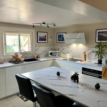 Ribella Apartmán Alata